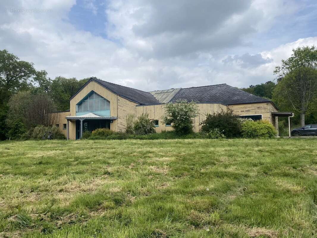 Maison à LES BRULAIS