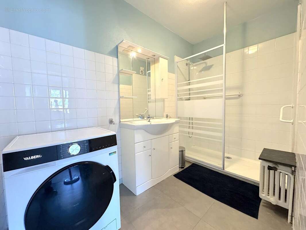 Appartement à SAINT-JEAN-DE-MAURIENNE