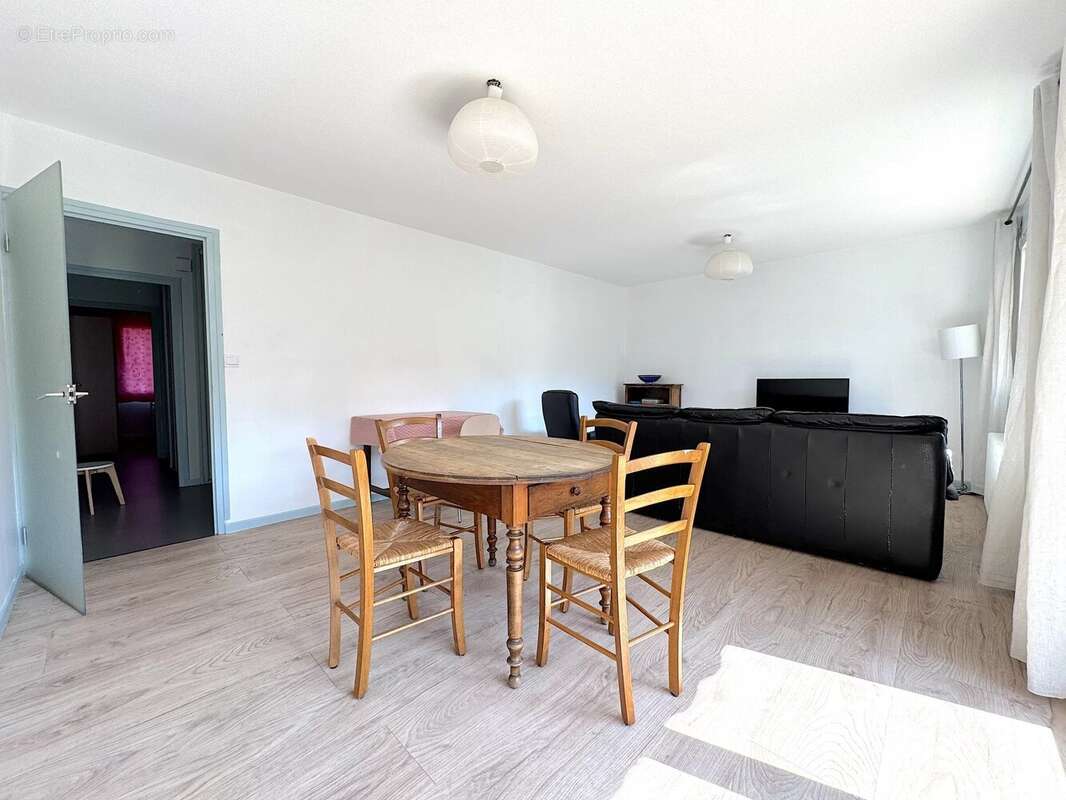 Appartement à SAINT-JEAN-DE-MAURIENNE