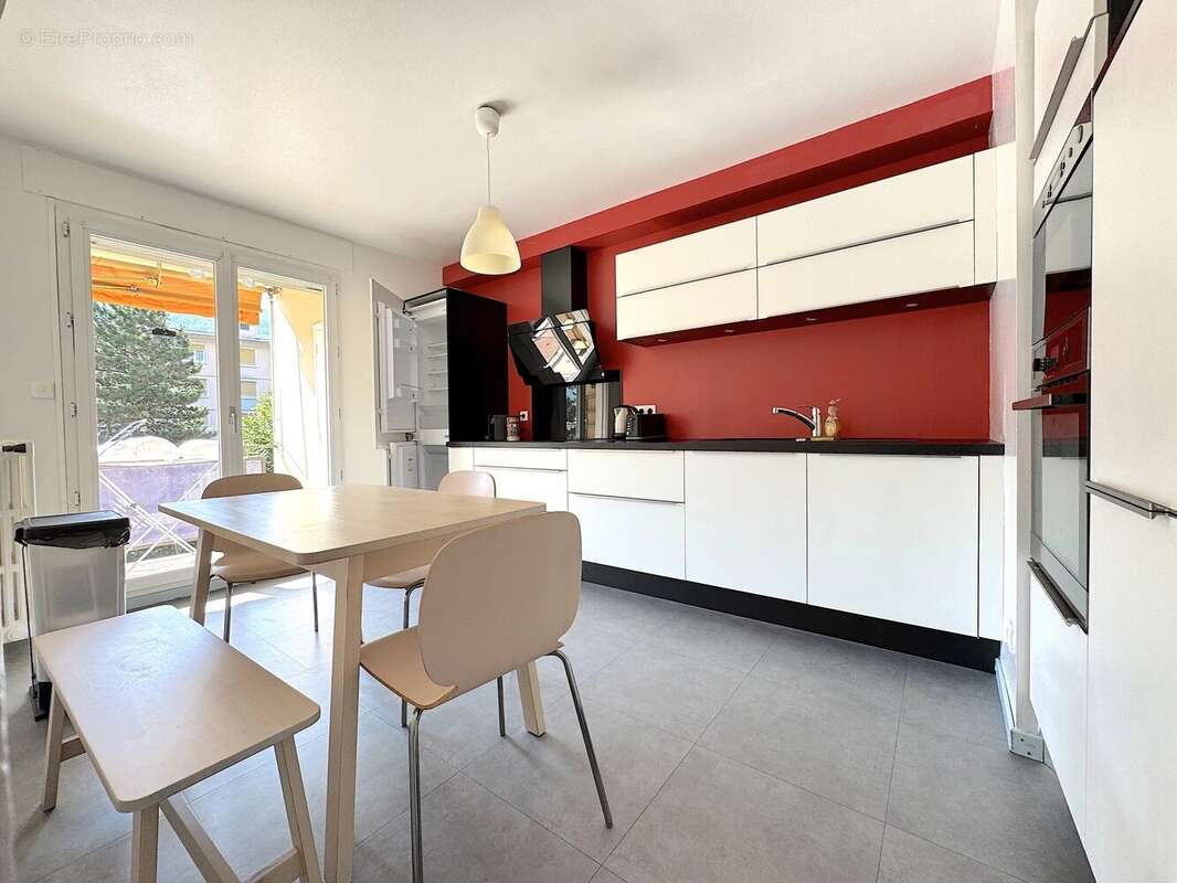 Appartement à SAINT-JEAN-DE-MAURIENNE