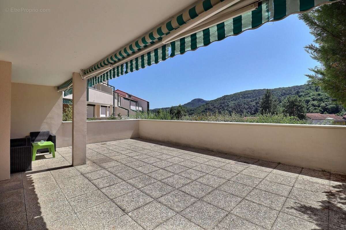 Appartement à CHAMALIERES