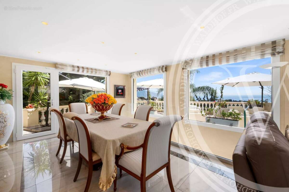 Maison à ROQUEBRUNE-CAP-MARTIN