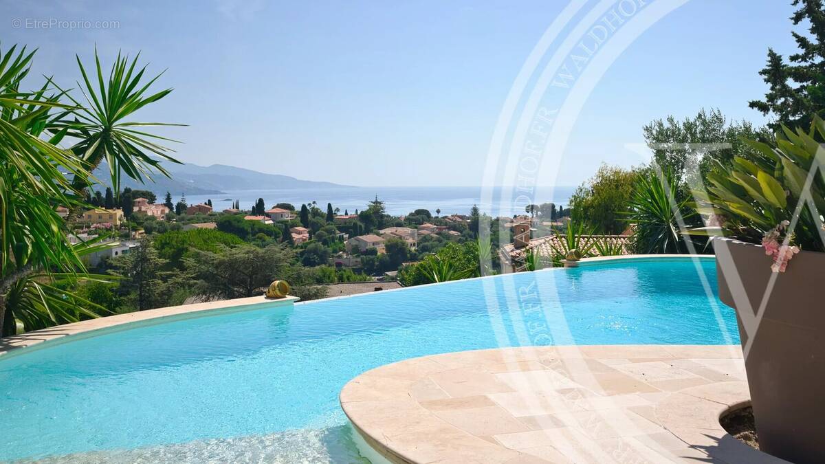 Maison à ROQUEBRUNE-CAP-MARTIN