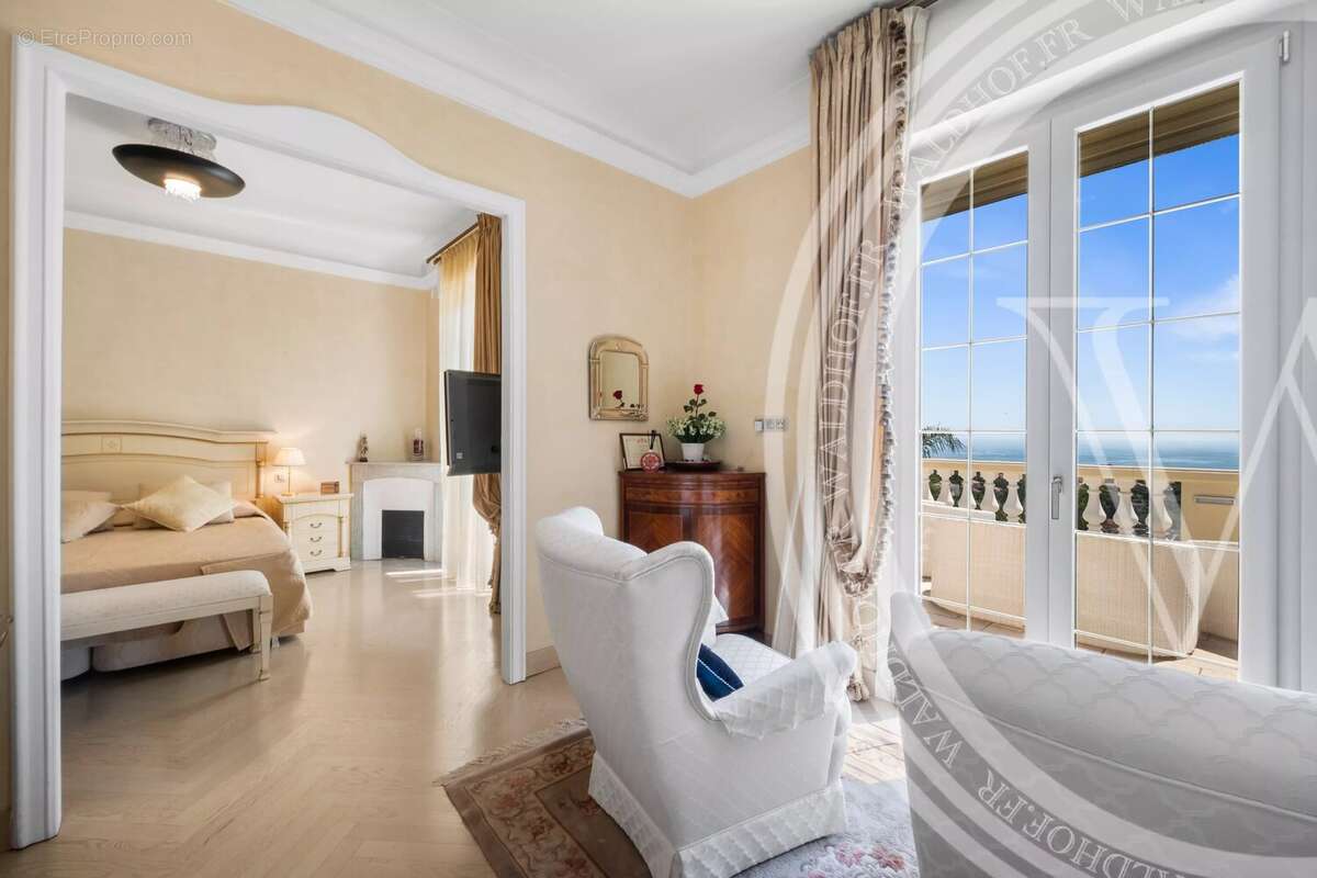 Maison à ROQUEBRUNE-CAP-MARTIN