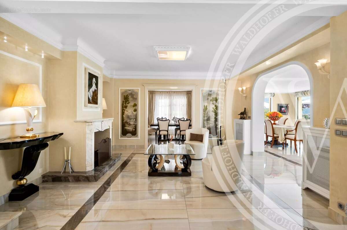 Maison à ROQUEBRUNE-CAP-MARTIN