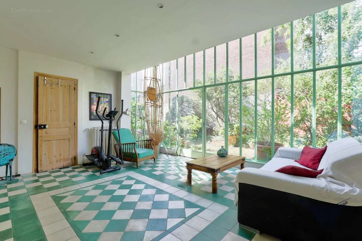 Maison à IVRY-SUR-SEINE