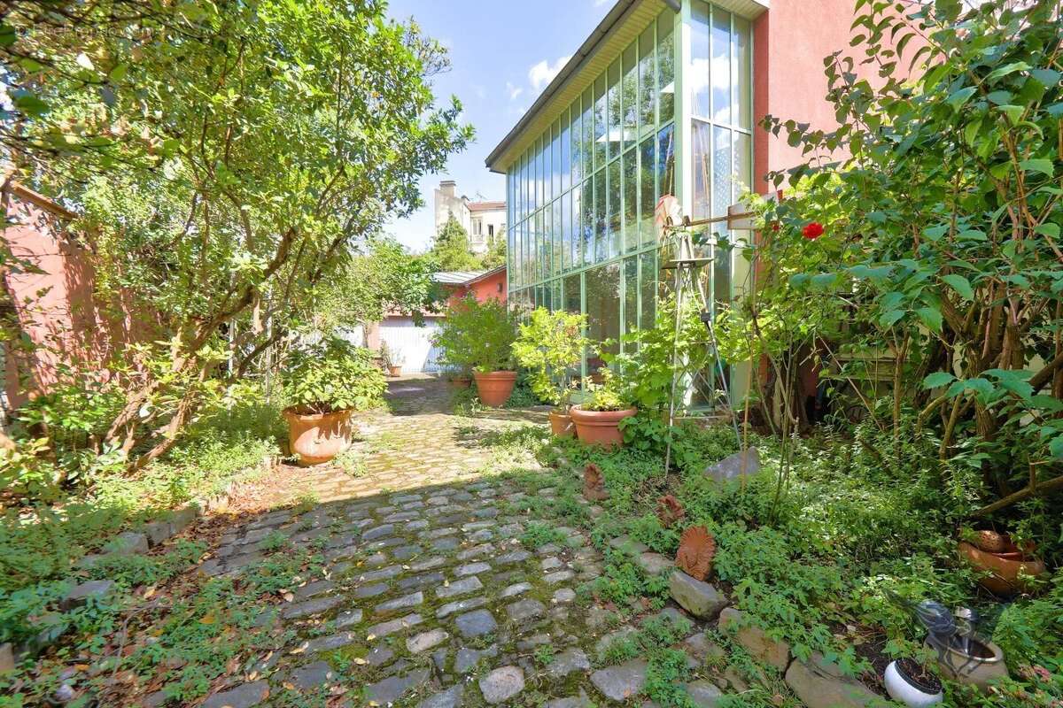 Maison à IVRY-SUR-SEINE