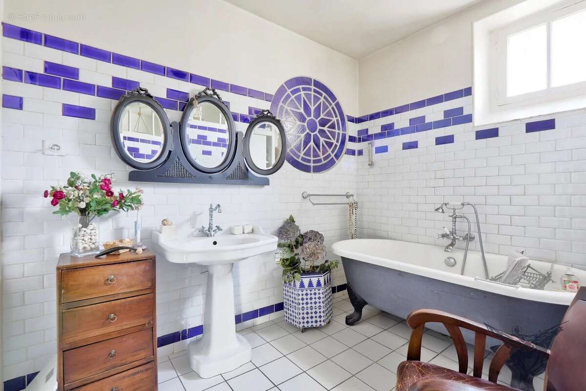 Maison à IVRY-SUR-SEINE