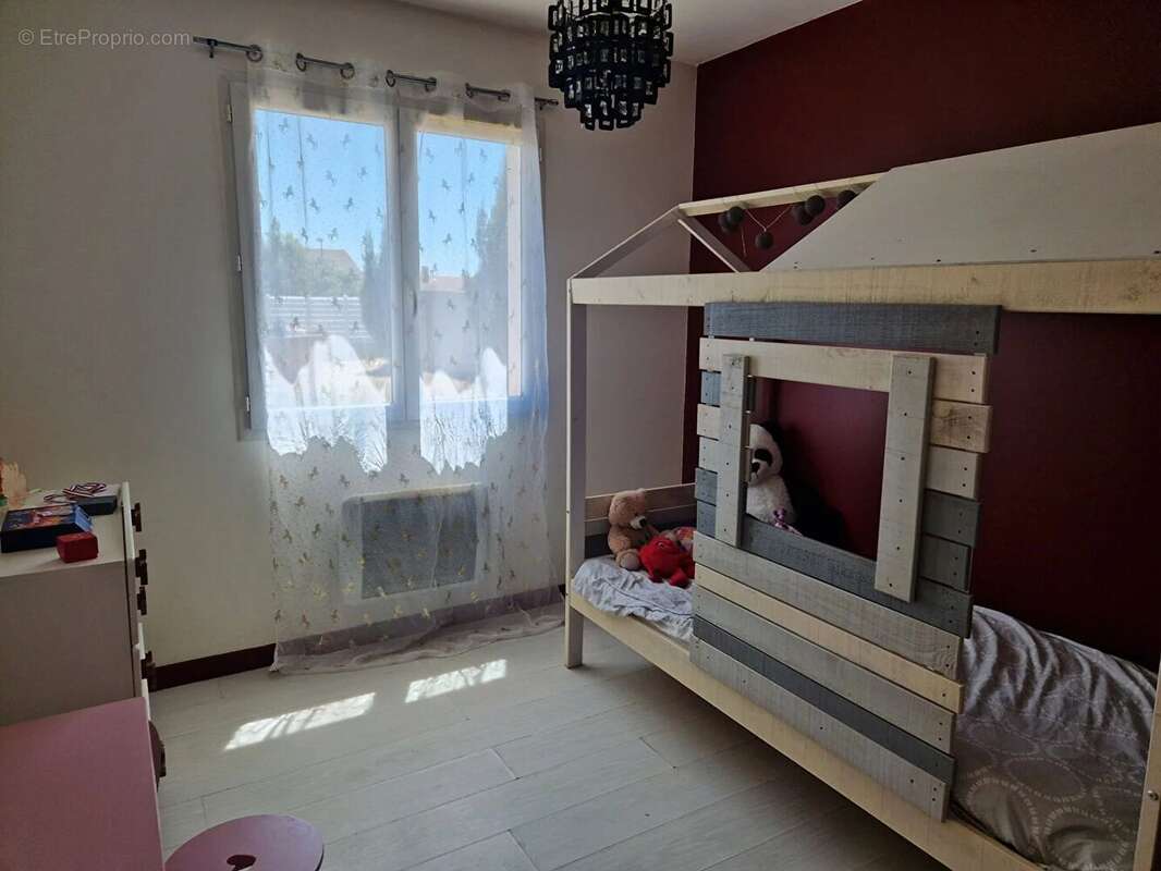 Maison à ROMANS-SUR-ISERE