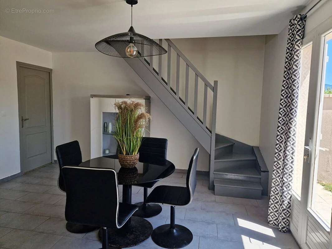 Maison à ROMANS-SUR-ISERE