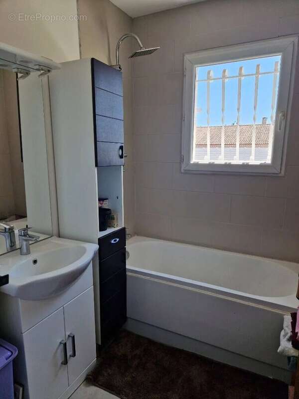 Maison à ROMANS-SUR-ISERE