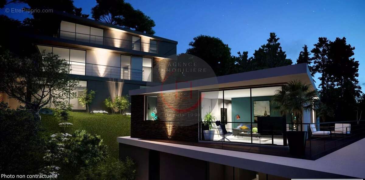 Appartement à LES ADRETS-DE-L&#039;ESTEREL