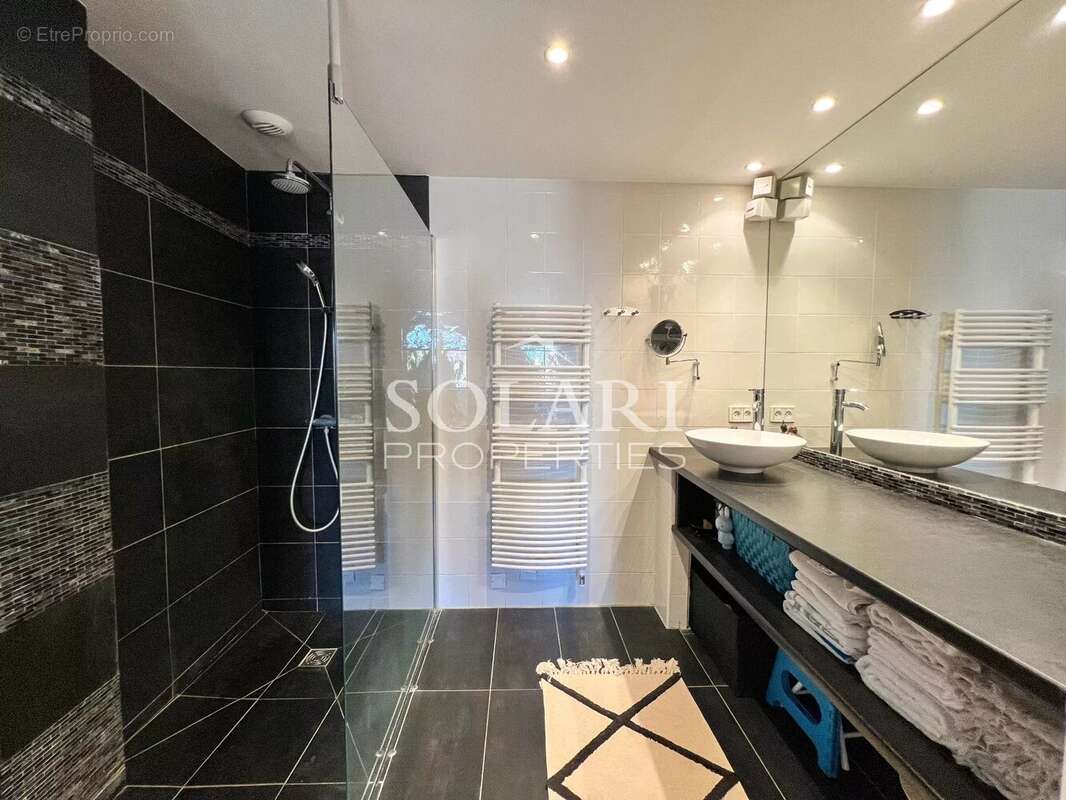 Appartement à THEOULE-SUR-MER