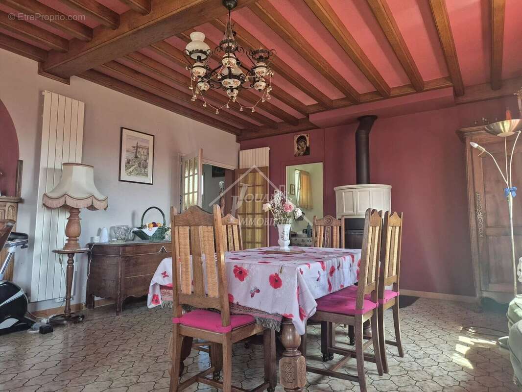 Maison à SAINT-GERMAIN-DE-SALLES