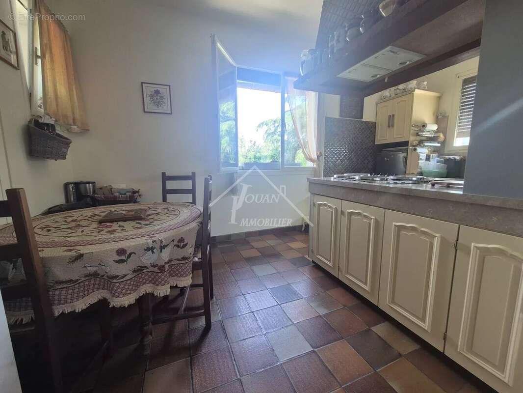 Maison à SAINT-GERMAIN-DE-SALLES