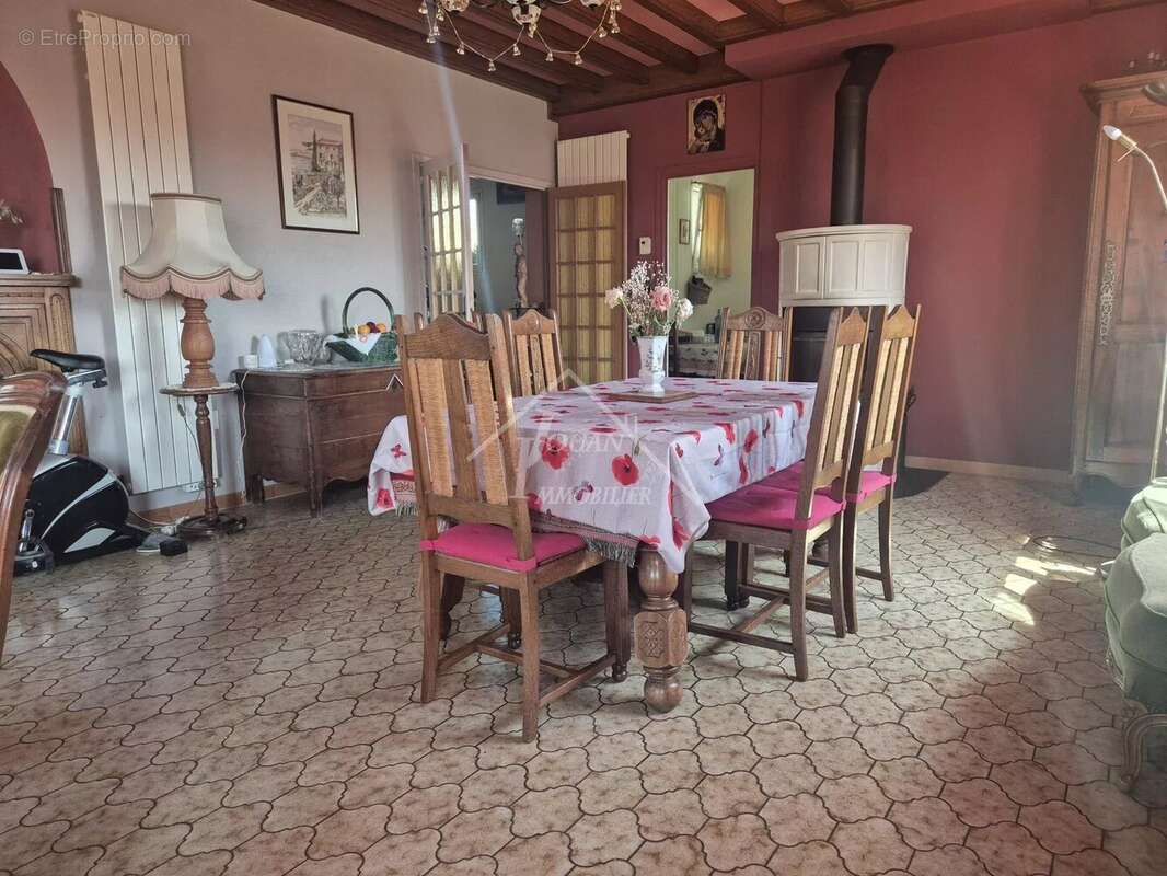 Maison à SAINT-GERMAIN-DE-SALLES