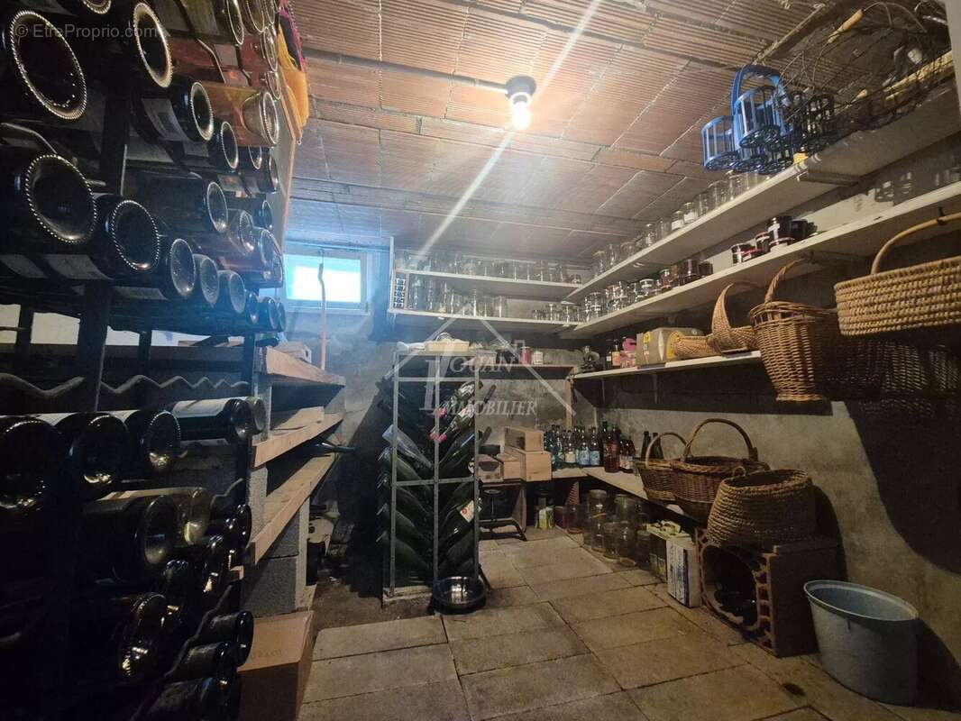 Maison à SAINT-GERMAIN-DE-SALLES