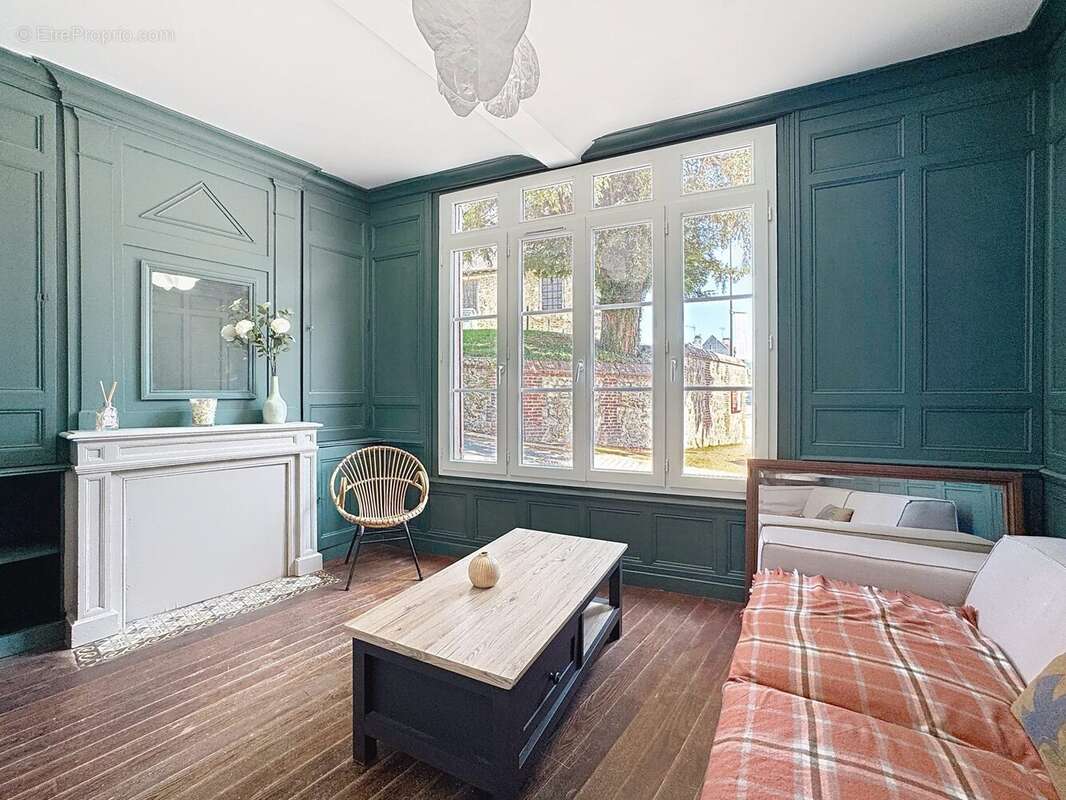 Maison à PONT-L&#039;EVEQUE