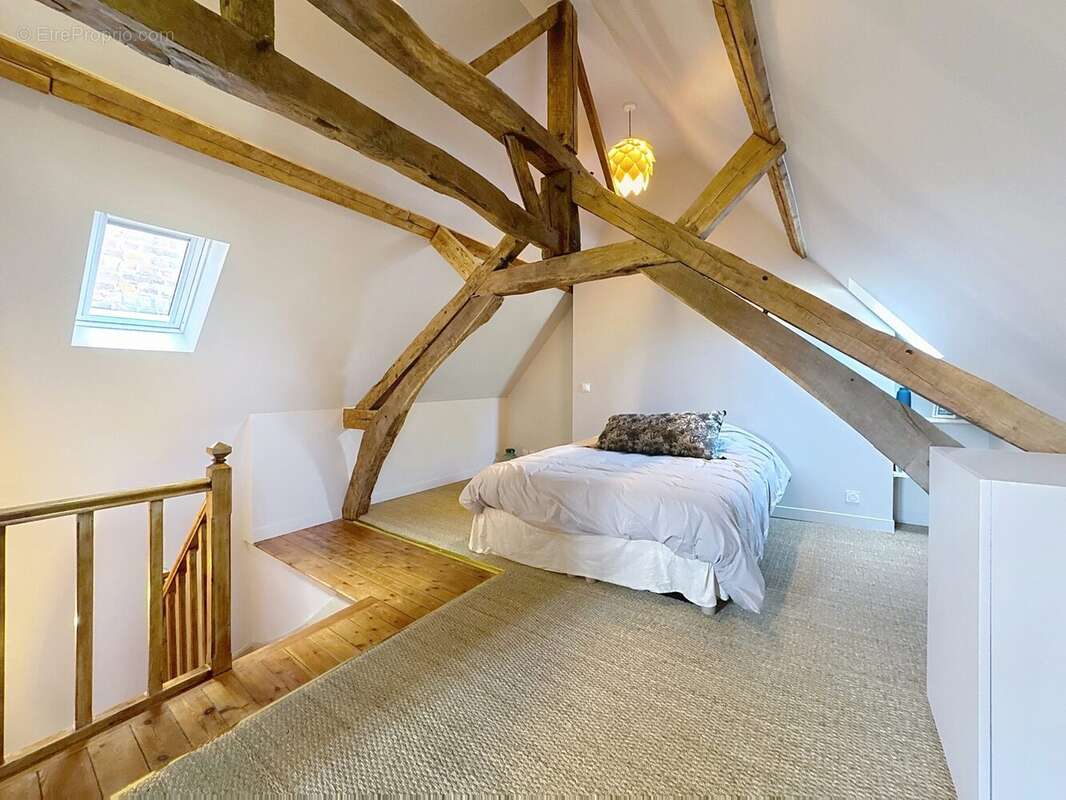 Maison à PONT-L&#039;EVEQUE