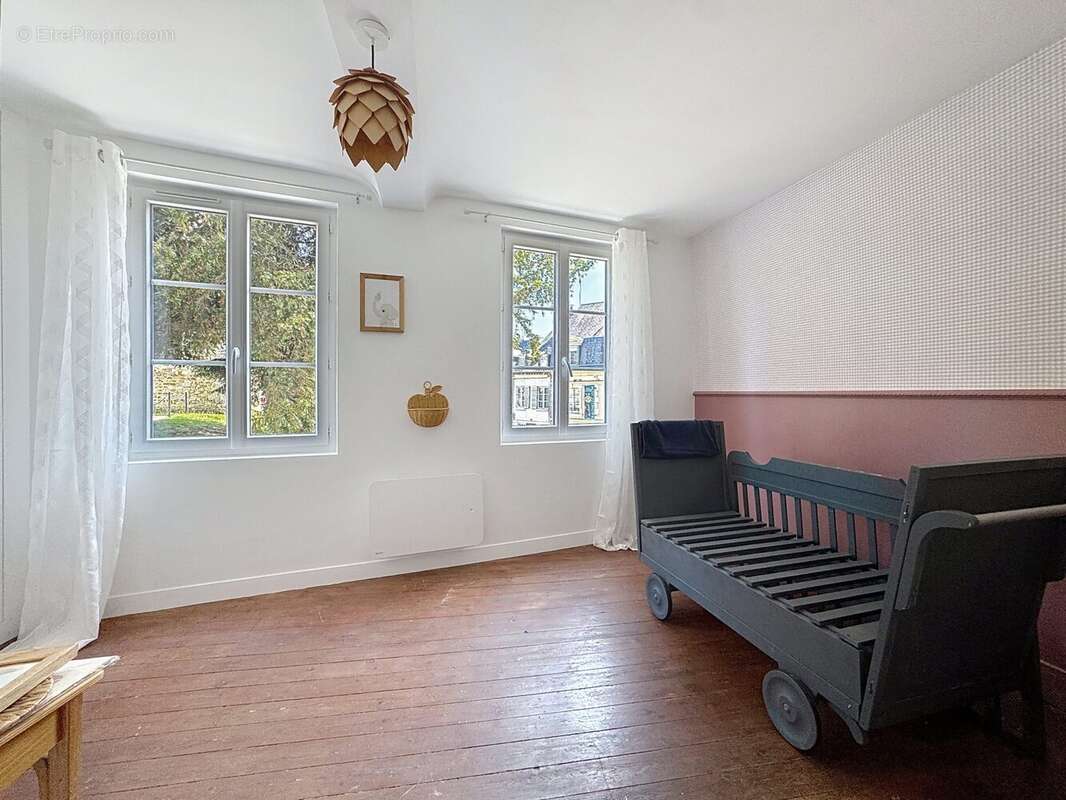 Maison à PONT-L&#039;EVEQUE