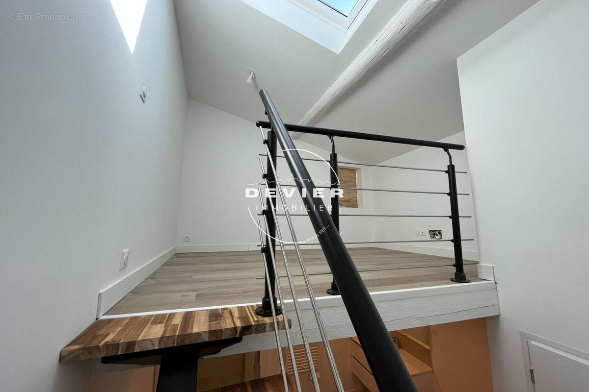 Maison à SAINT-GENIES-DES-MOURGUES