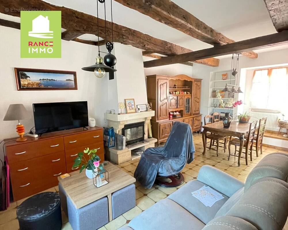 Maison à CHATEAUNEUF-D&#039;ILLE-ET-VILAINE