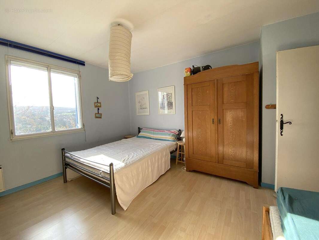 Maison à LA ROCHE-SUR-GRANE