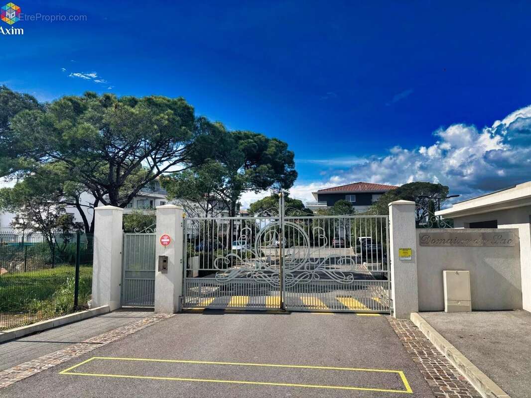 Appartement à PUGET-SUR-ARGENS