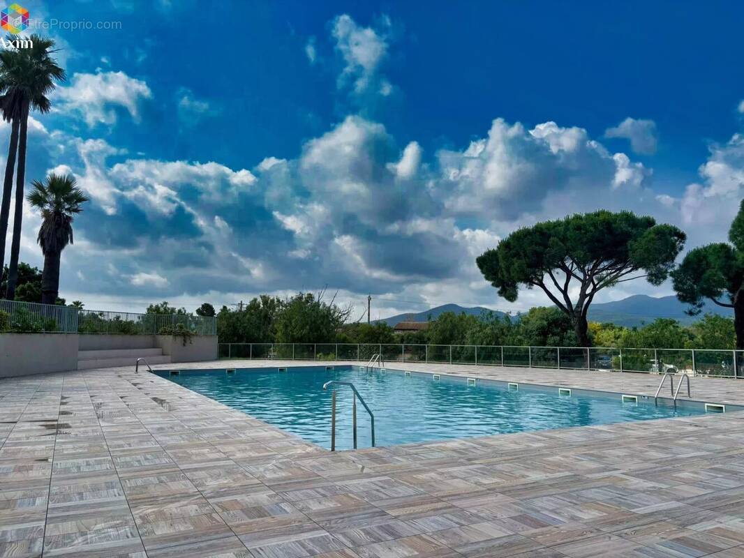 Appartement à PUGET-SUR-ARGENS