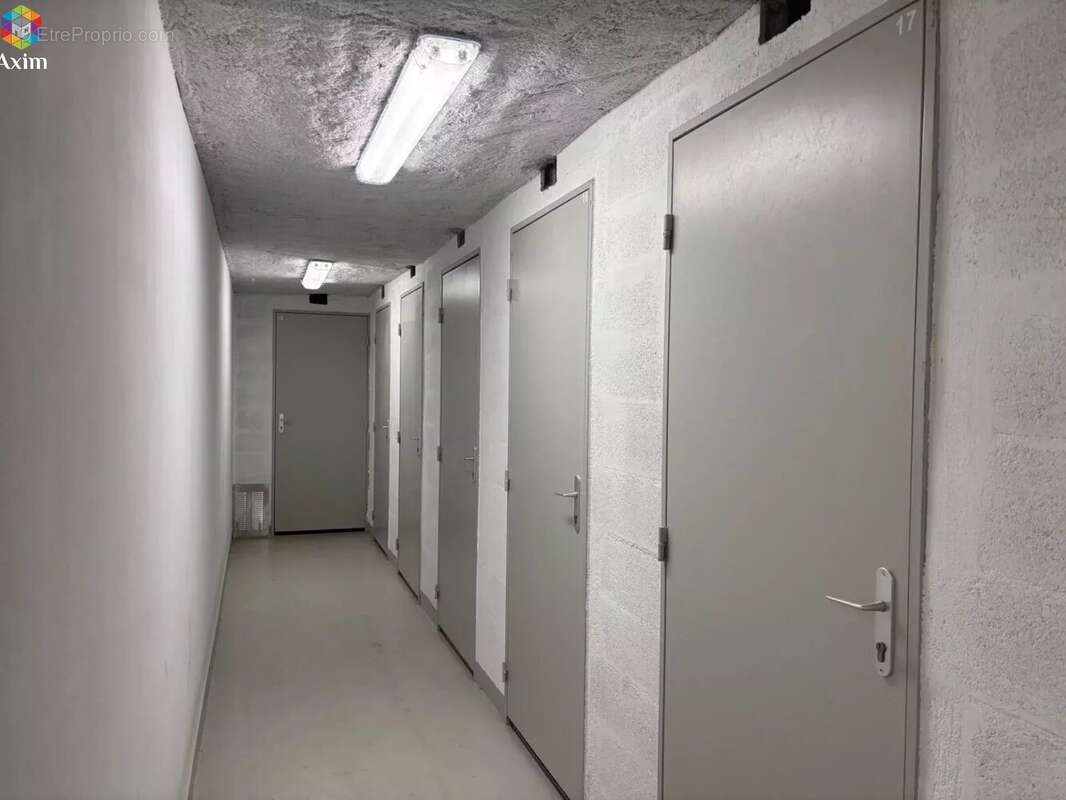 Appartement à PUGET-SUR-ARGENS