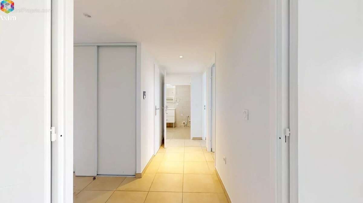 Appartement à PUGET-SUR-ARGENS