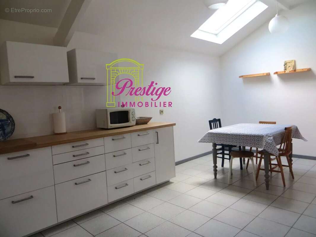 Maison à SARTROUVILLE