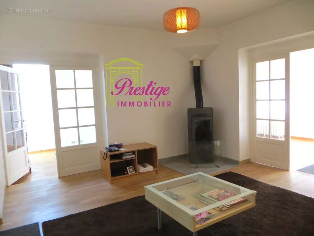 Maison à SARTROUVILLE