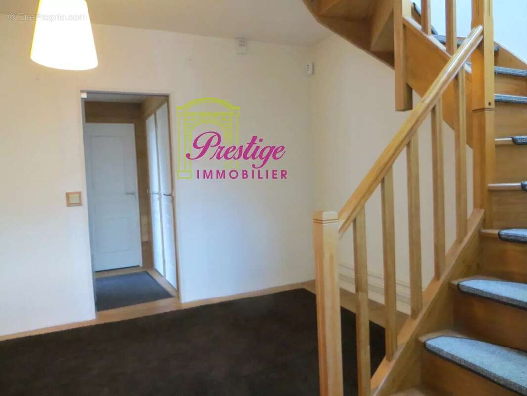 Maison à SARTROUVILLE