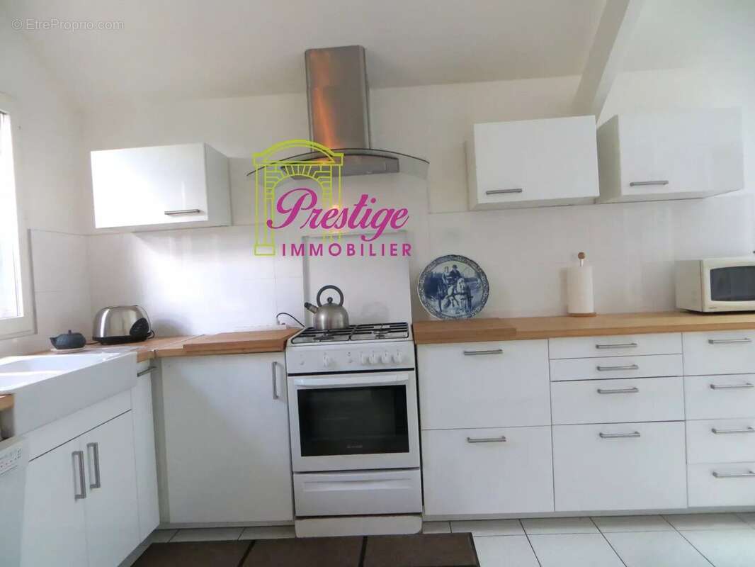 Maison à SARTROUVILLE