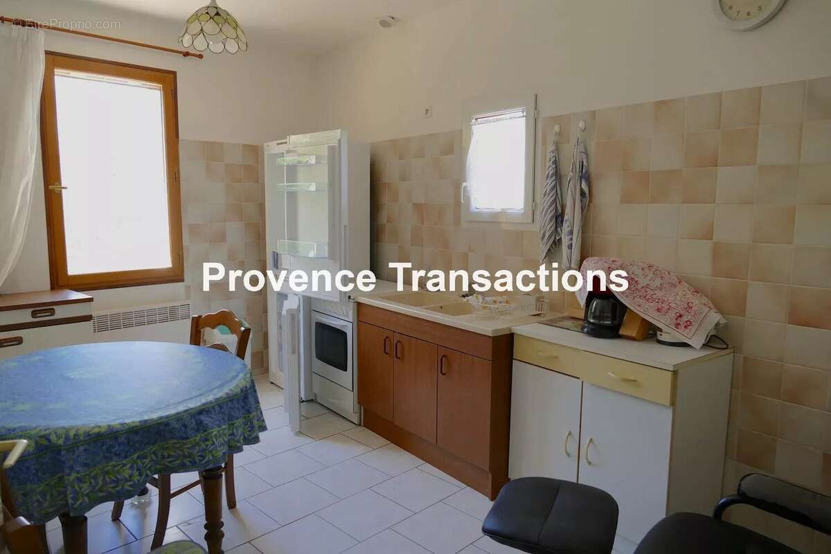 Maison à BEAUMES-DE-VENISE