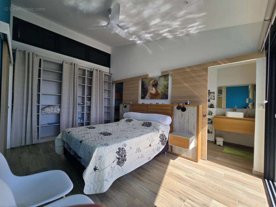 Maison à LA POSSESSION