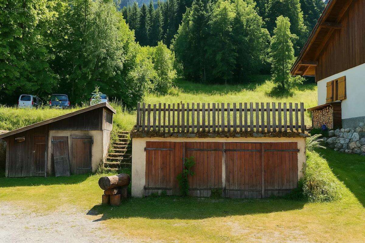 Maison à THOLLON-LES-MEMISES