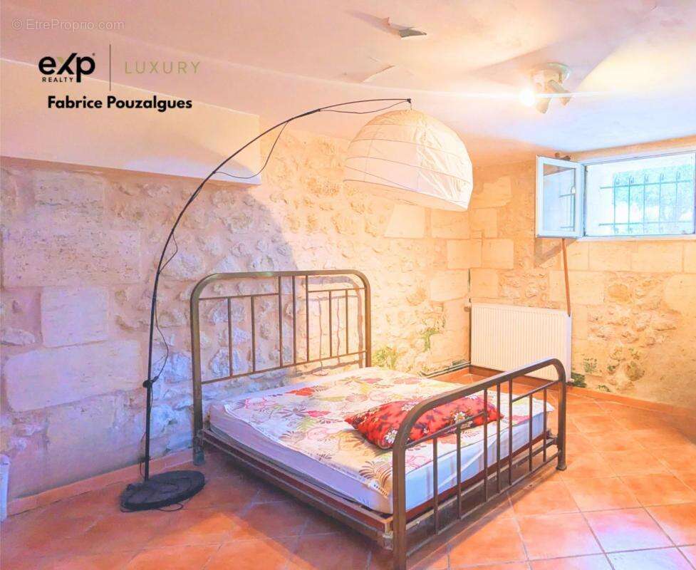 Maison à FARGUES-SAINT-HILAIRE