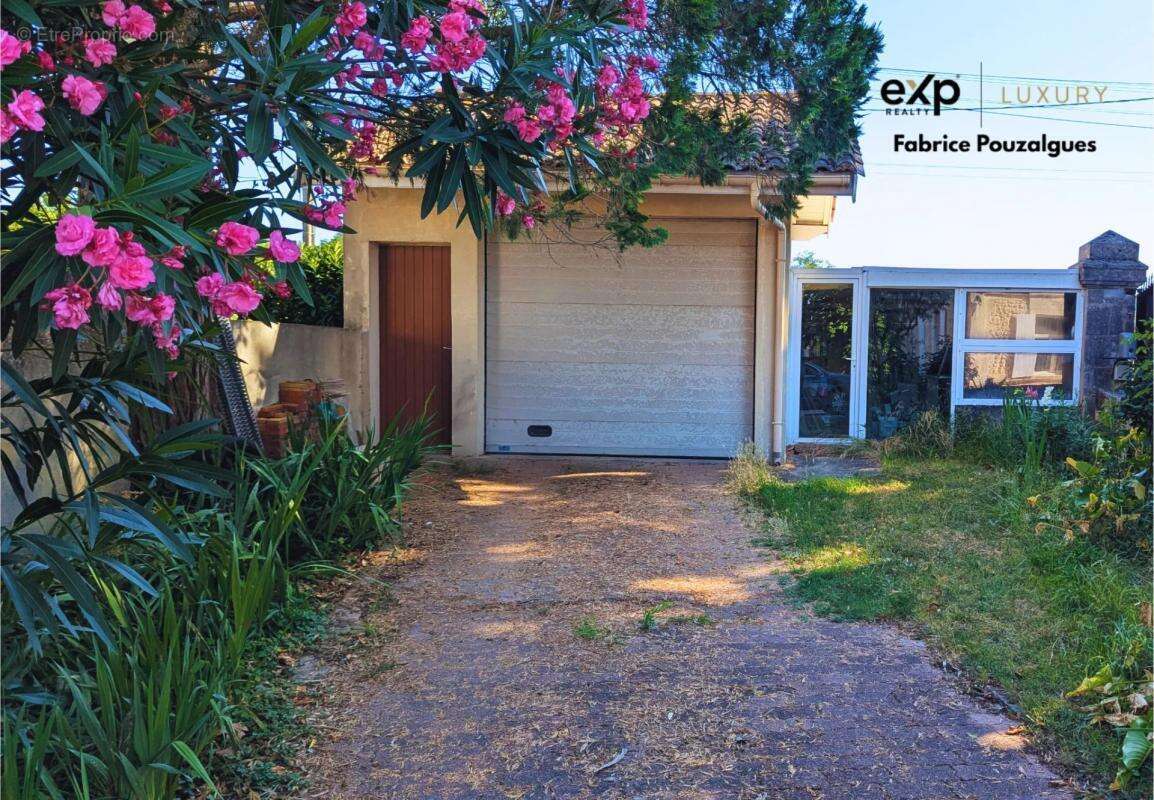 Maison à FARGUES-SAINT-HILAIRE