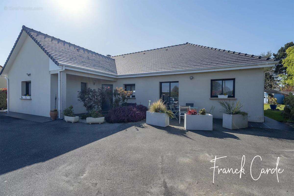 Maison à LUNERAY