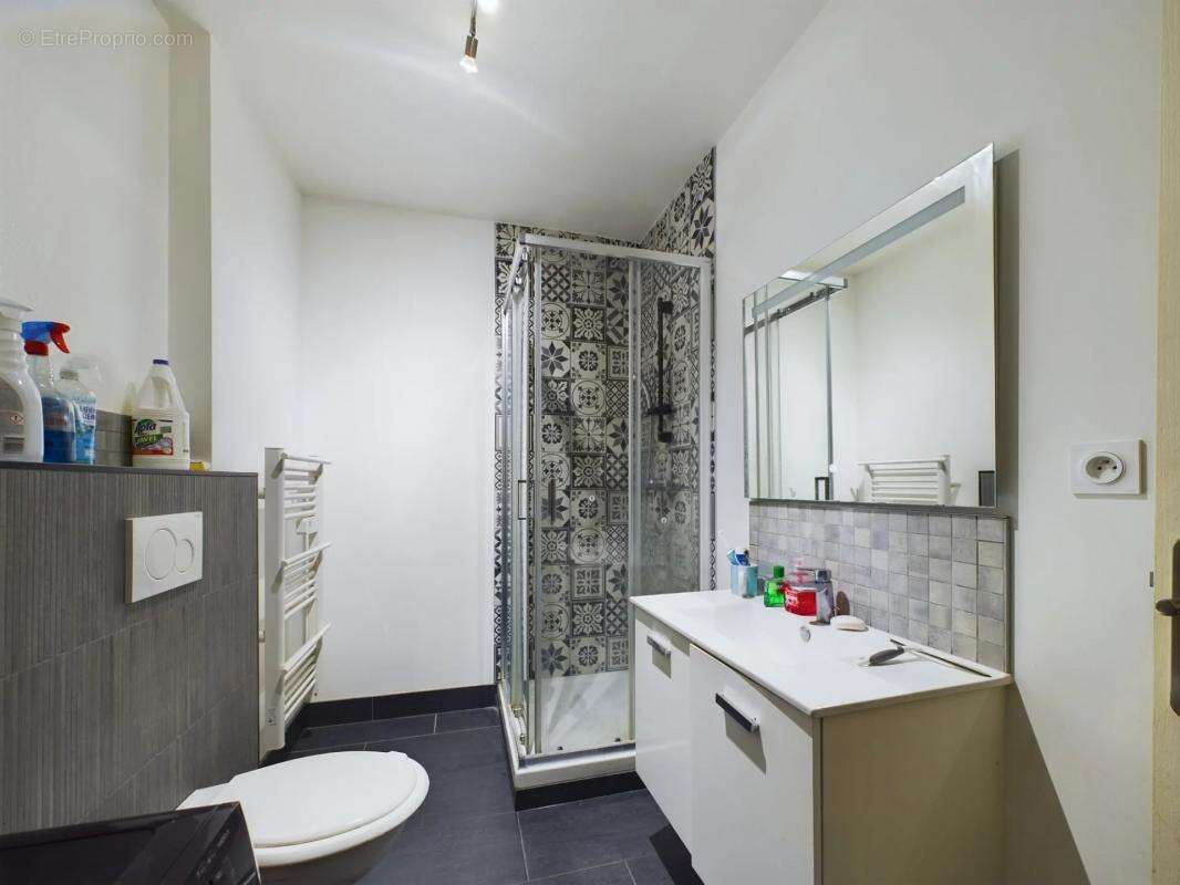 Appartement à LA TOUR-DU-PIN