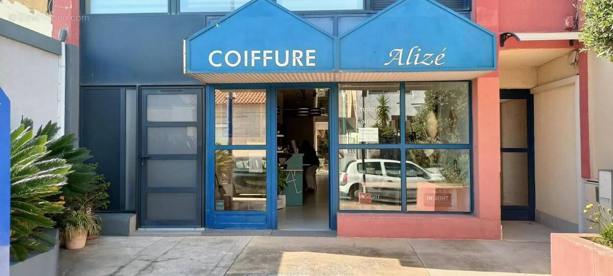 Commerce à LA GRANDE-MOTTE