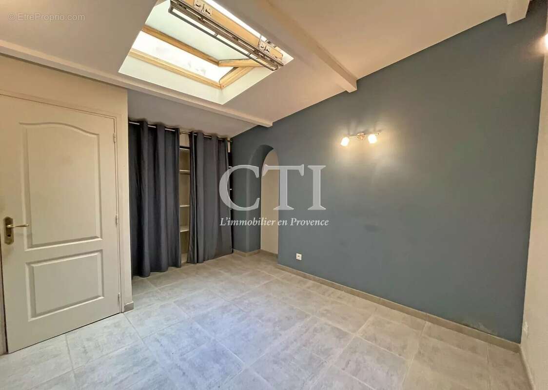 Appartement à VAISON-LA-ROMAINE