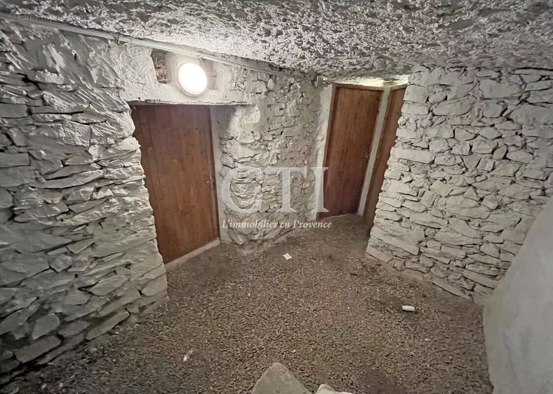 Appartement à VAISON-LA-ROMAINE