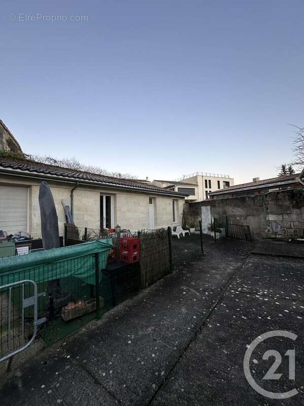 Appartement à BORDEAUX