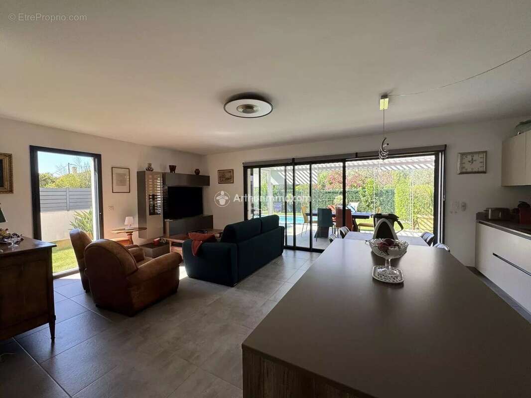 Appartement à SANARY-SUR-MER