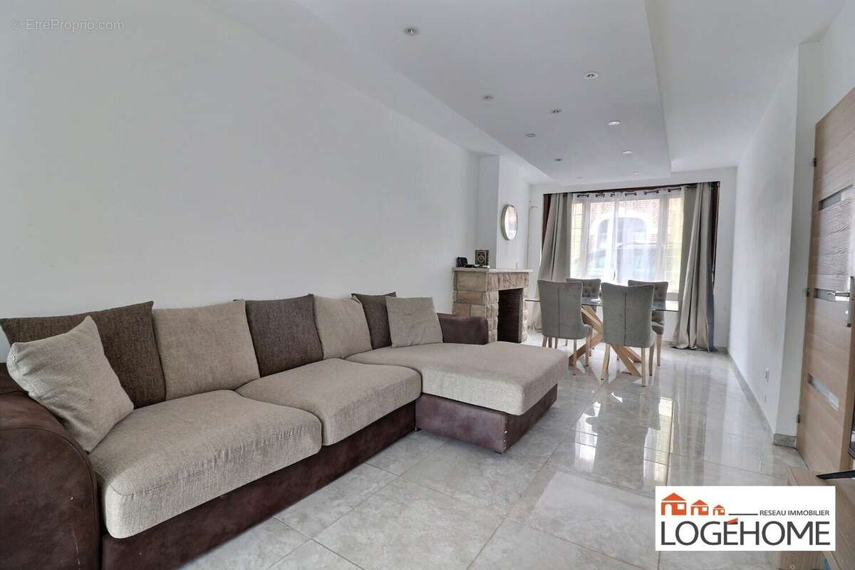 Maison à HELLEMMES-LILLE