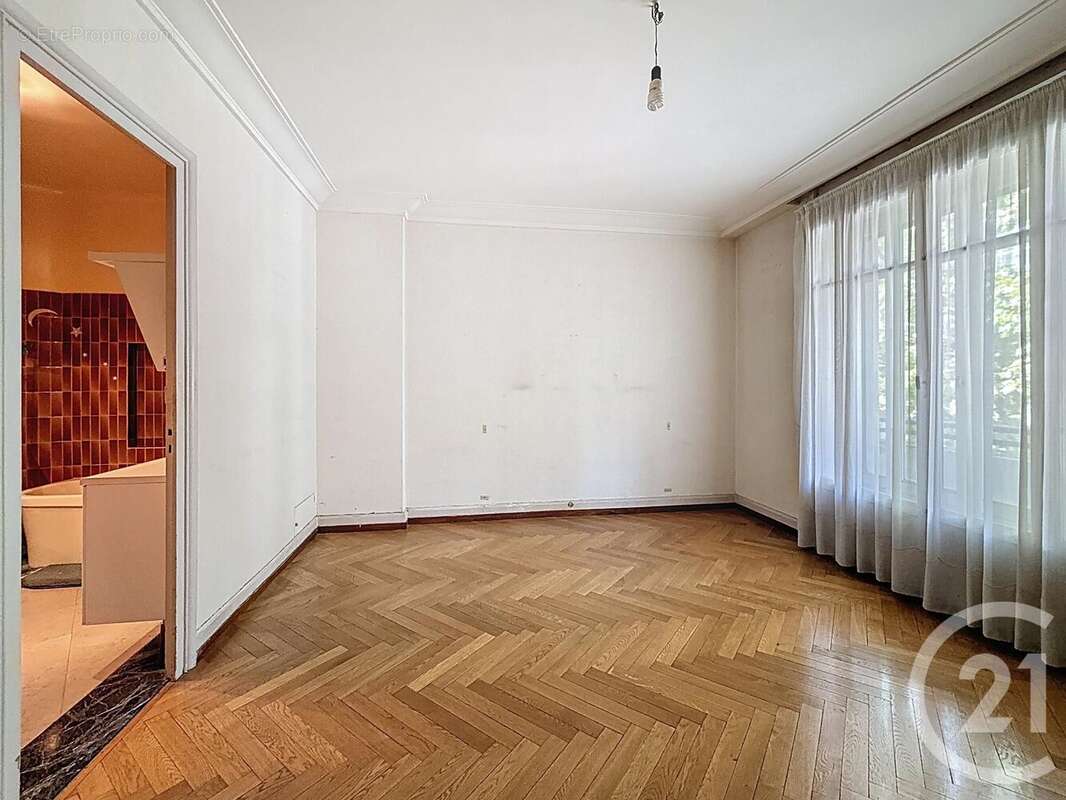 Appartement à LYON-7E