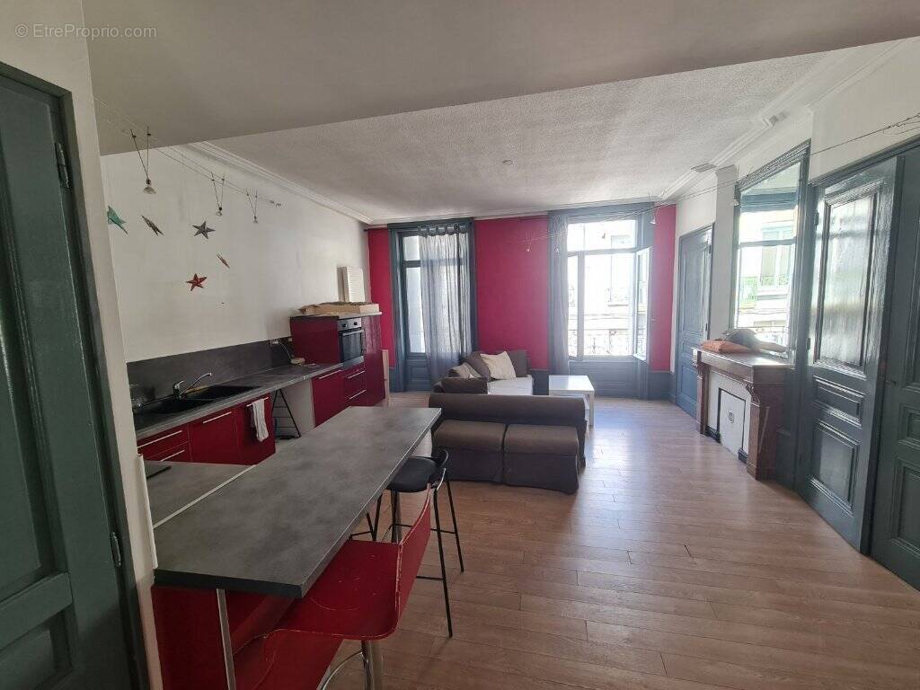 Appartement à SAINT-ETIENNE